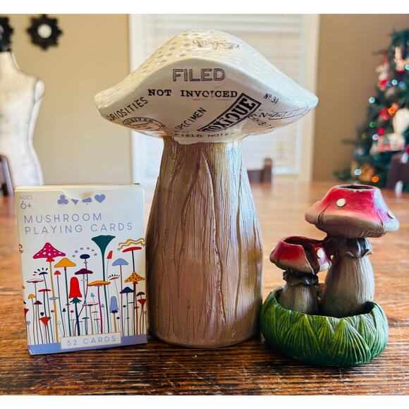 Mushroom Lot - 3PCS - 7” White - 3.5” Spotted Toadstool - Playing Cards - Picture 8 of 8